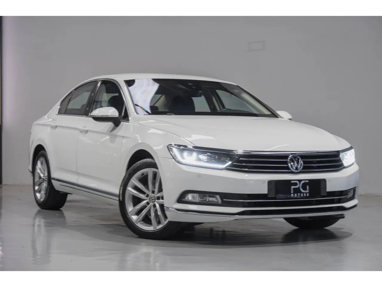 Volkswagen Passat Passat Highline 2.0 TSI 220cv Tip. 2018