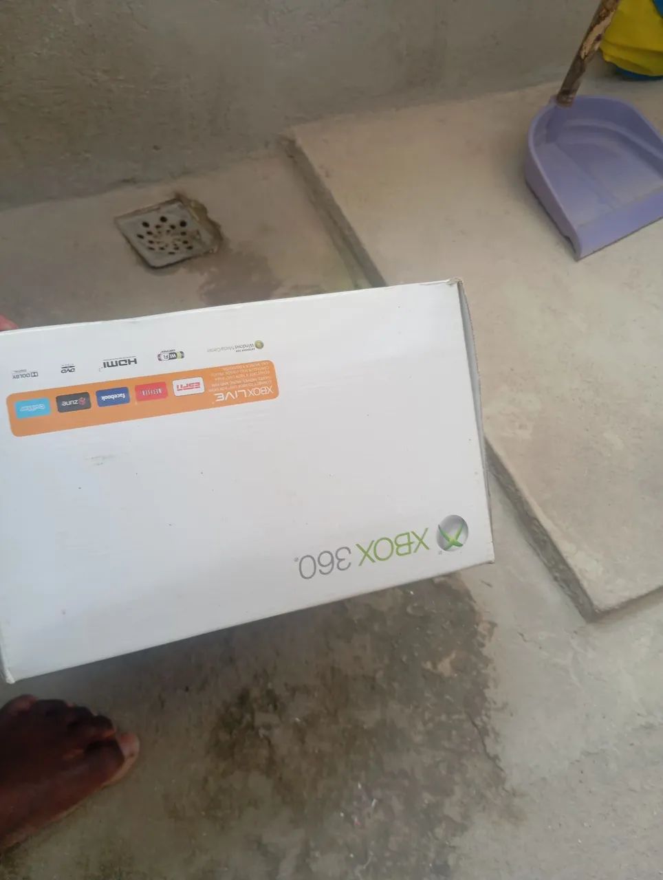 Caixa de Xbox 360 - Foto 2
