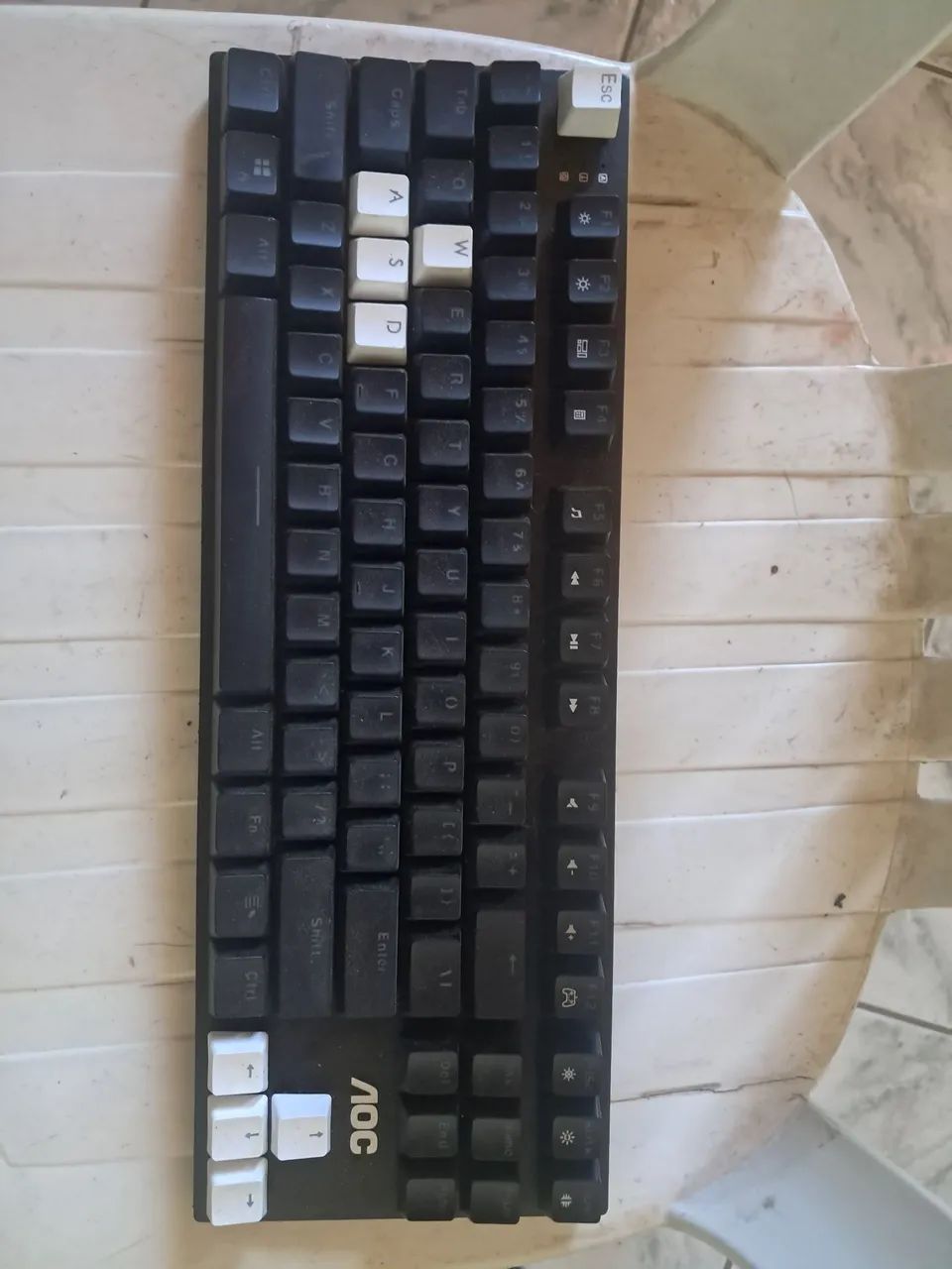 VENDO TECLADO MECÂNICO AOC