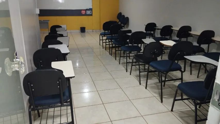 76 CADEIRAS UNIVERSITÁRIAS MODELOS VARIADOS - Foto 4