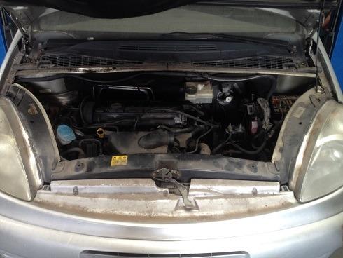 Sucata Desmontada para Peças - Citroen Picasso 2.0 16v Gasolina - Foto 2