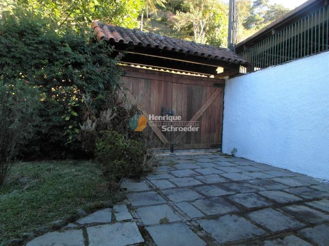 Casa linear, 3 quartos (suítes) com quintal, alto, comary, teresópolis, rj - Foto 4