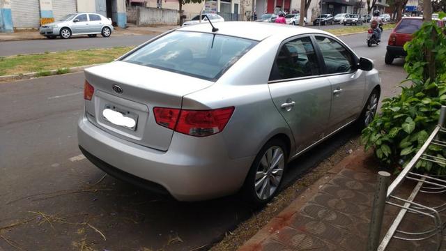 Cerato Prata 1.6 - Foto 9