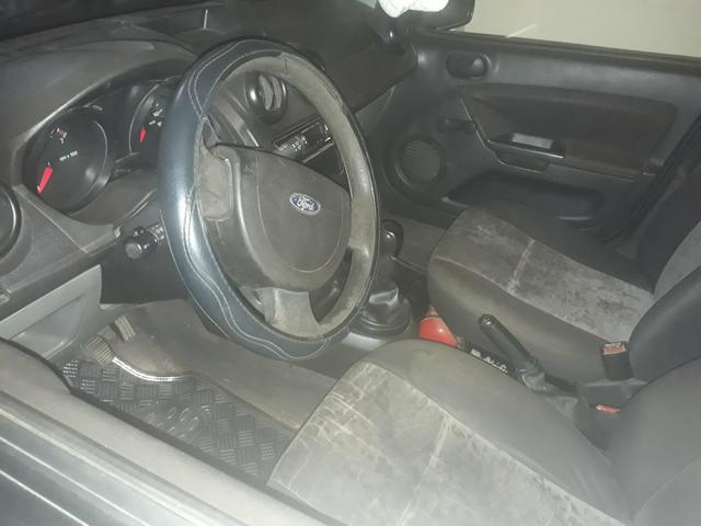 Vendo ou troco por outro carro - Foto 2
