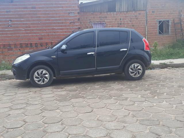 Sandero - Foto 2