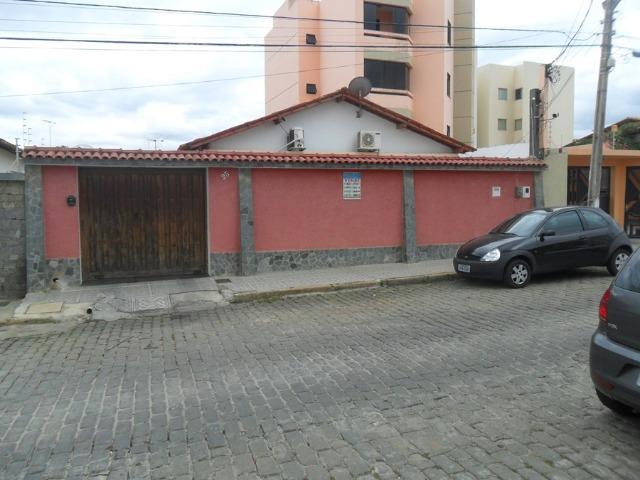 Casa três quartos mais dependência, Bairro Recreio em Vitória da Conquista Bahia