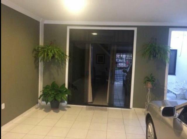 Excelente Casa na Castelo 2 suítes