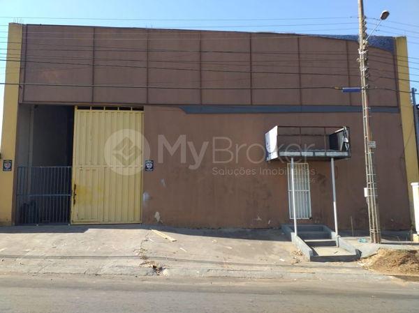 Comercial galpão / barracão - Bairro Vila Maria em Aparecida de Goiânia