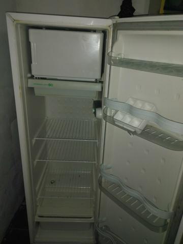 Geladeira Eletrolux - Foto 2