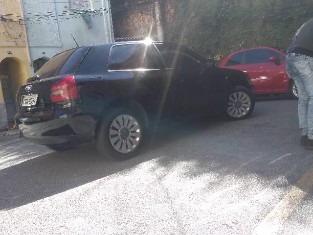 Audi A3 completo vendo ou troco por golf mklll ou sapão ou carro 4 portas - Foto 3
