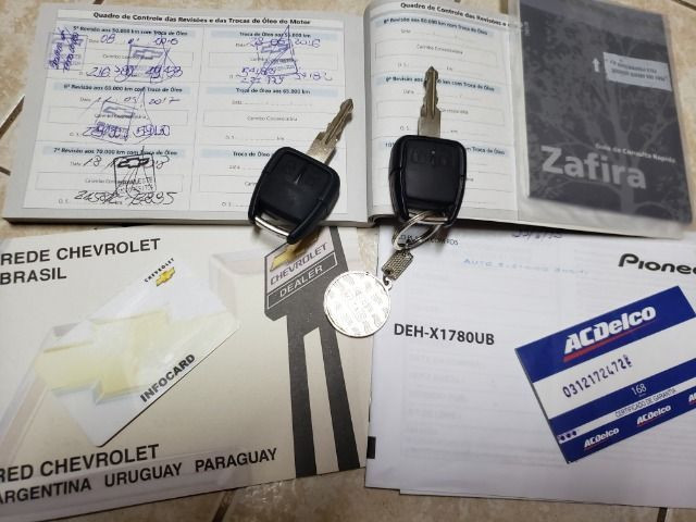 Zafira 2011 Elegance 2.0 Aut. 87.500 km *Acompanha Maleiro Eqmax - Foto 18