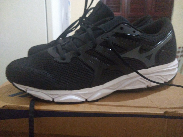 mizuno sapato