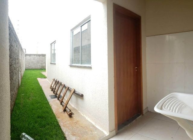Casa em senador canedo - em frente a escola - Foto 6