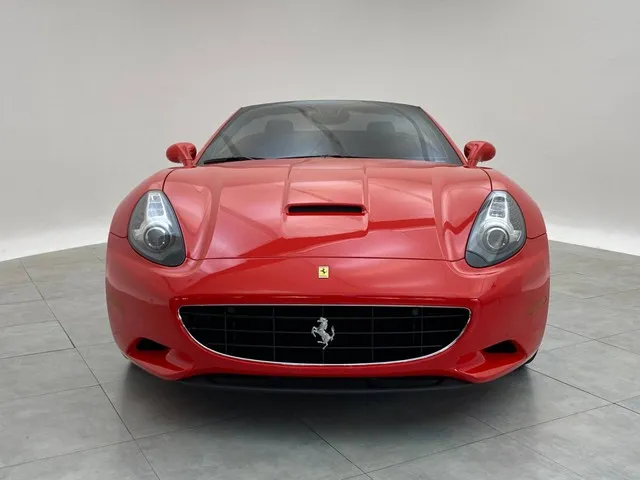 Ferrari California - MTA Brasil