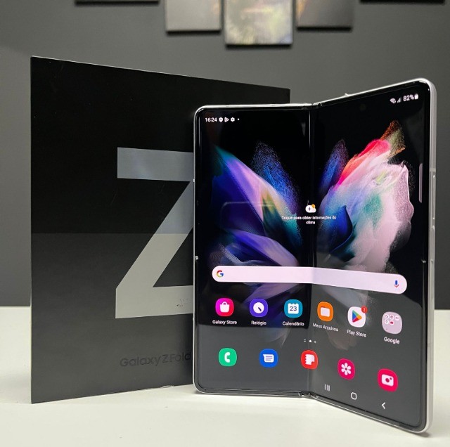 Samsung Z Fold 3 Prata 256gb _ Seminovo com 3 meses de Garantia 