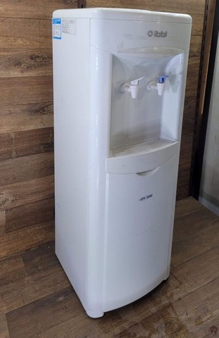 Bebedouro galão 220v  - Foto 6