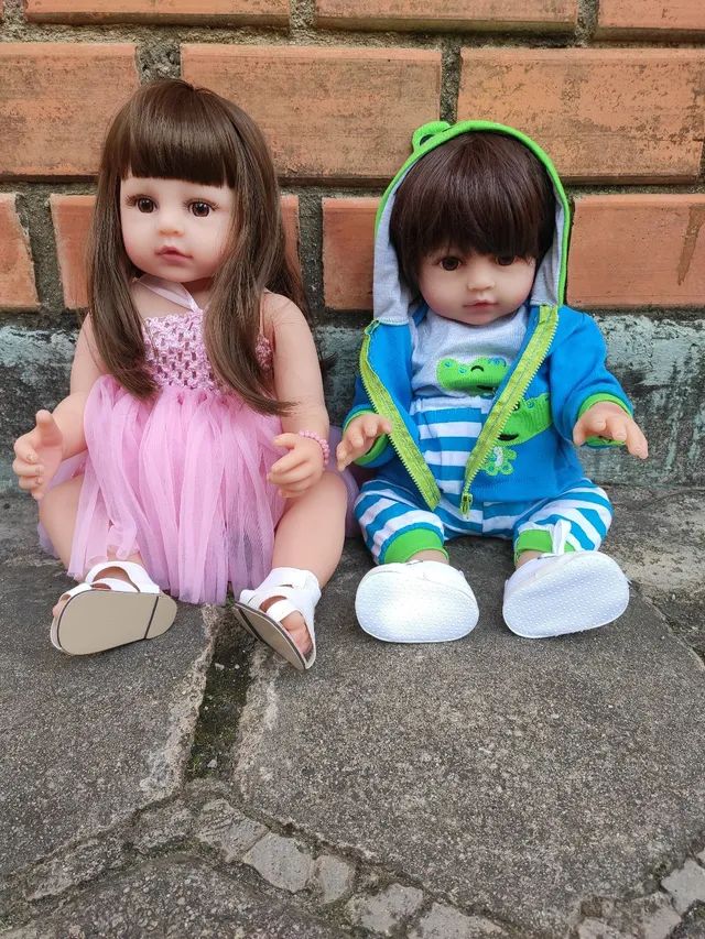 Brastoy Bebê Reborn Boneca Silicone Original (55cm Menina Rosa) :  : Brinquedos e Jogos