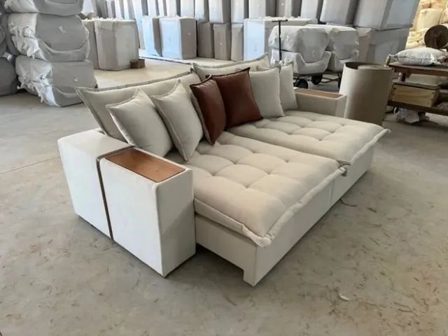Sofá Cama  Retrátil Tebas Linho Bege. Produto Novo. Pronta Entrega.