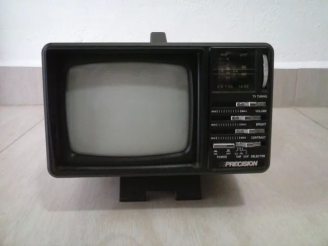 Televisão/televisor portátil Deluxe Portable tv<br>Modelo Ptv-969