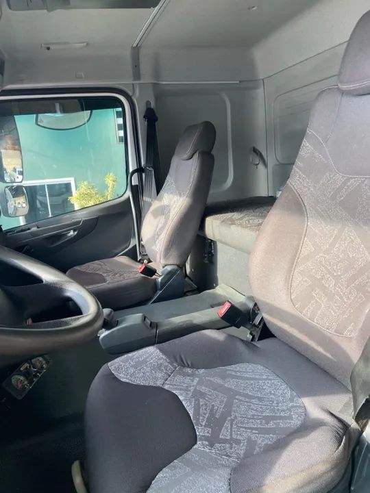 Mb 2544 6x2 - Foto 4