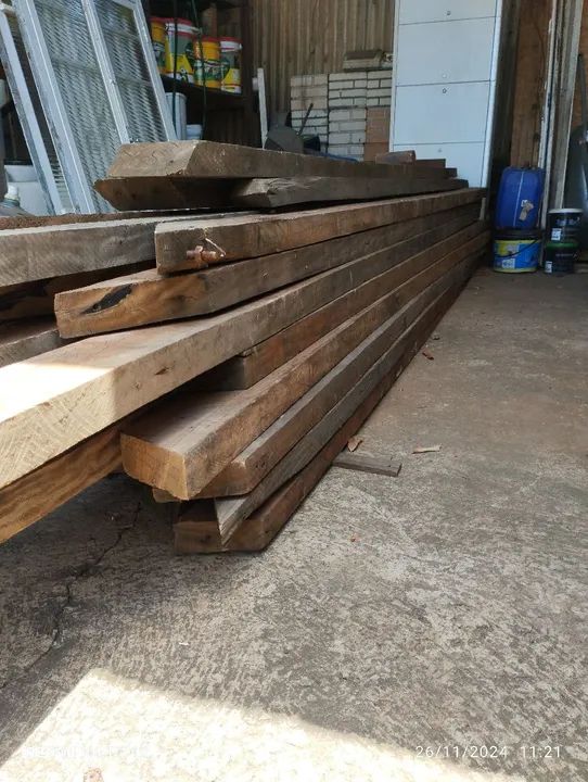 Madeiras para fundação