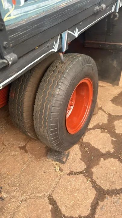 MB 608 D 1985/1985 Carroceria - Foto 2