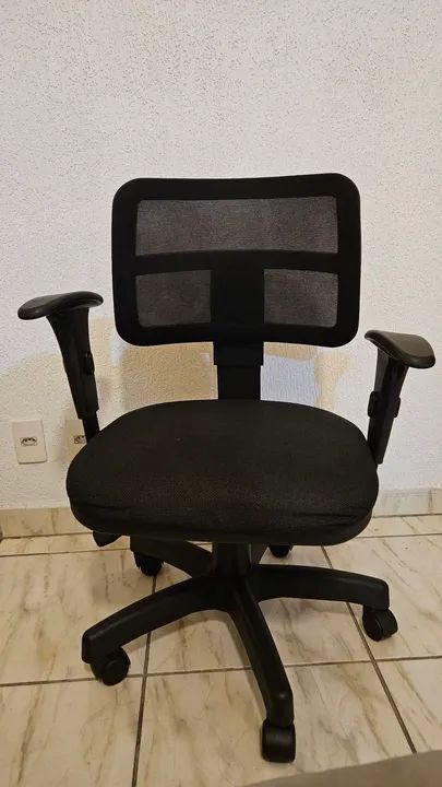 Cadeira de escritório usada - Foto 5