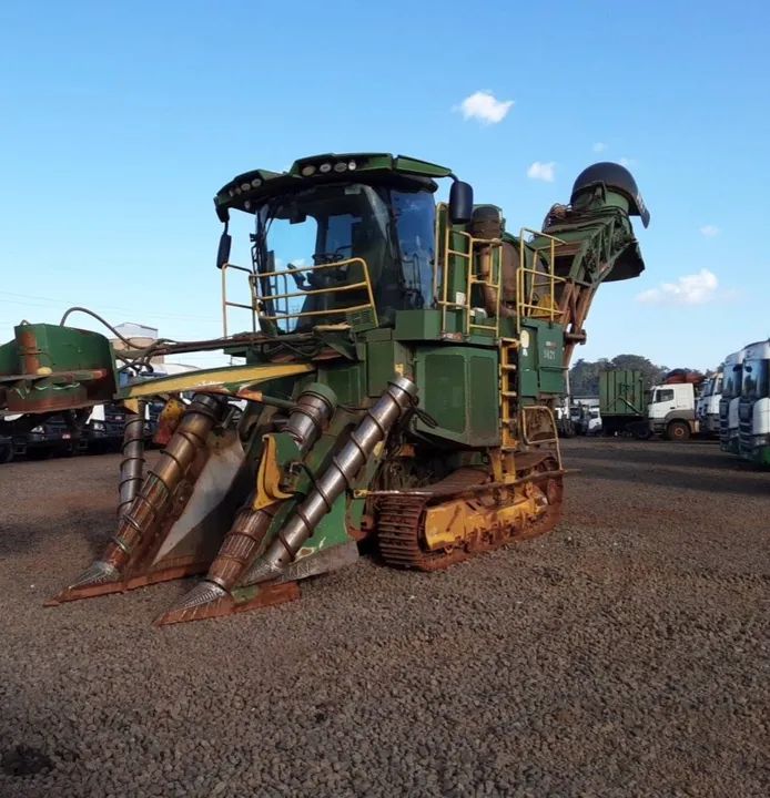 COLHEDORA DE CANA JOHN DEERE CH570 ano 2018