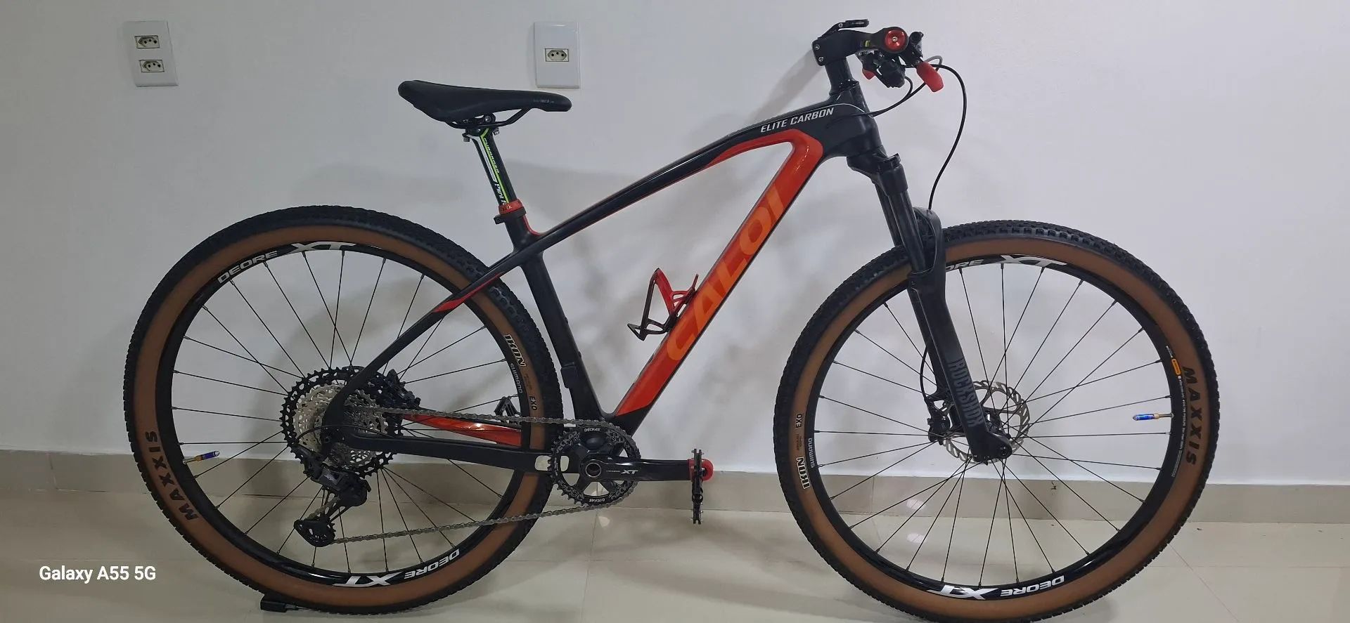 Bike caloi Elite Carbon 29/17 12 V  toda DEORE XT - Foto 4