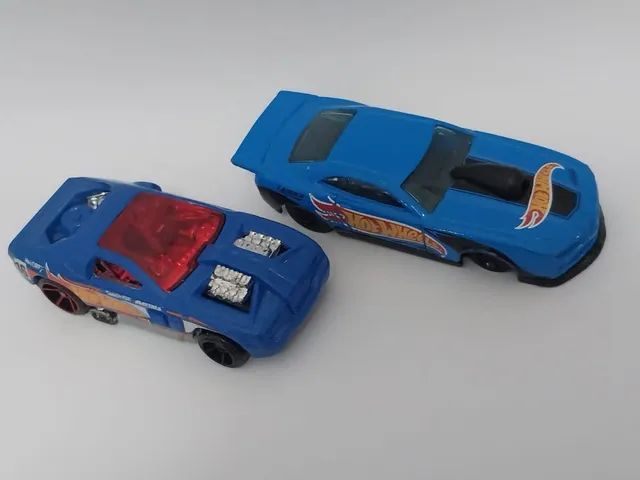 2 Miniaturas Hot Wheels Camaro e Hollowback azul equipe Hot Wheels - Foto 5
