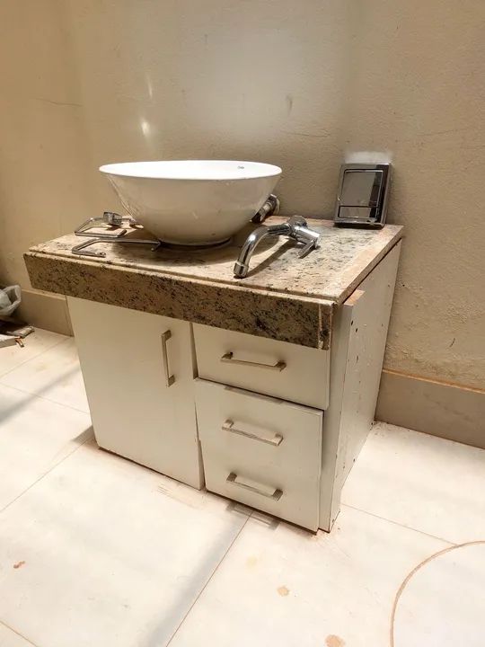 Pia de Sobrepor, bancada em Granito e armário. - Foto 4
