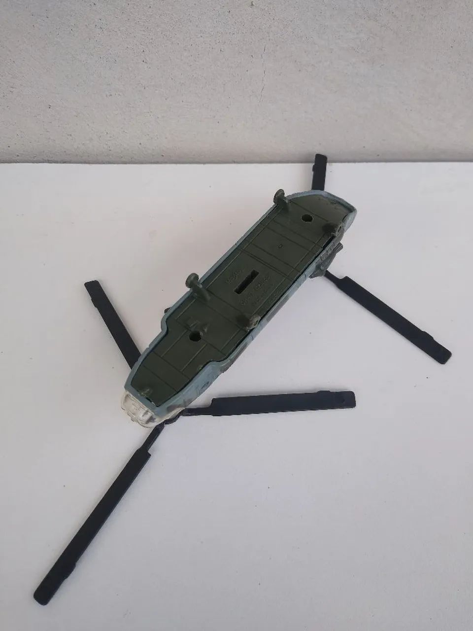 Helicóptero Chinook Maisto Tailwinds  - Foto 4