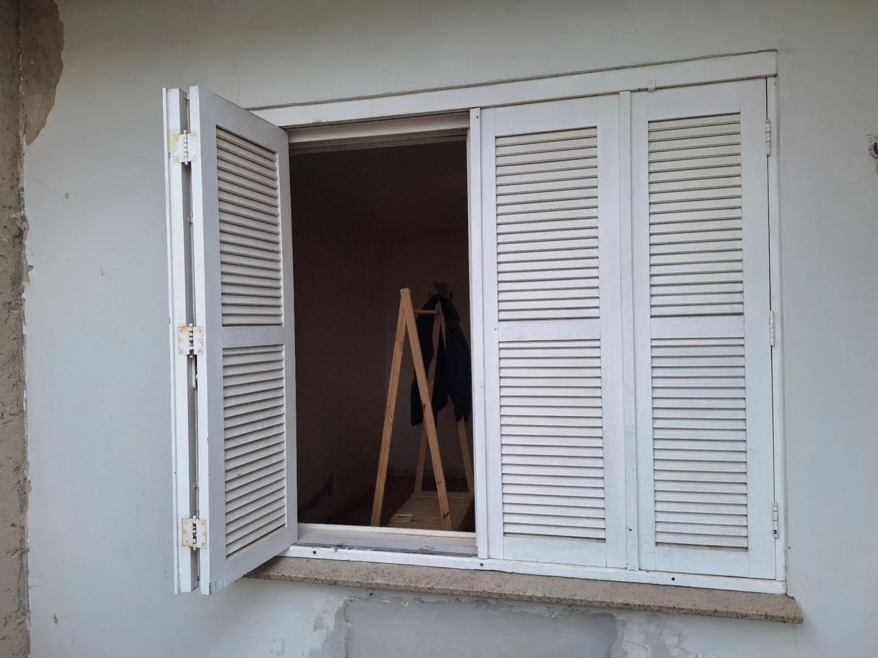 Janela Veneziana com Vidros 1,75 x 1,50 m - Foto 2