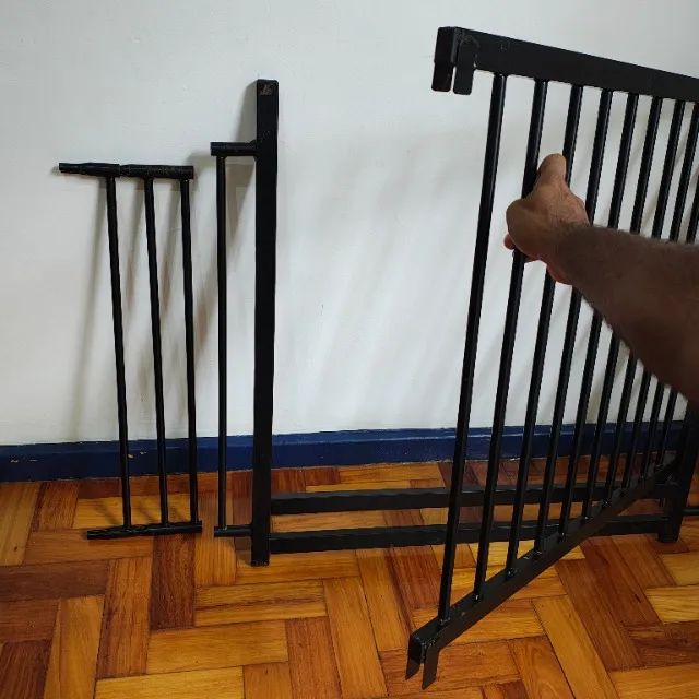 Portãozinho de ferro - para separação de ambientes de Crianças/Pets em sua casa - Foto 5