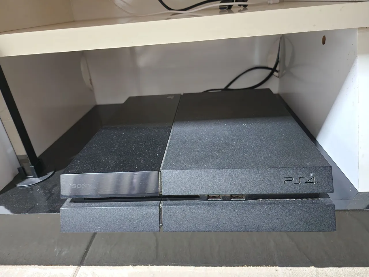 PlayStation 4 - Console Seminovo