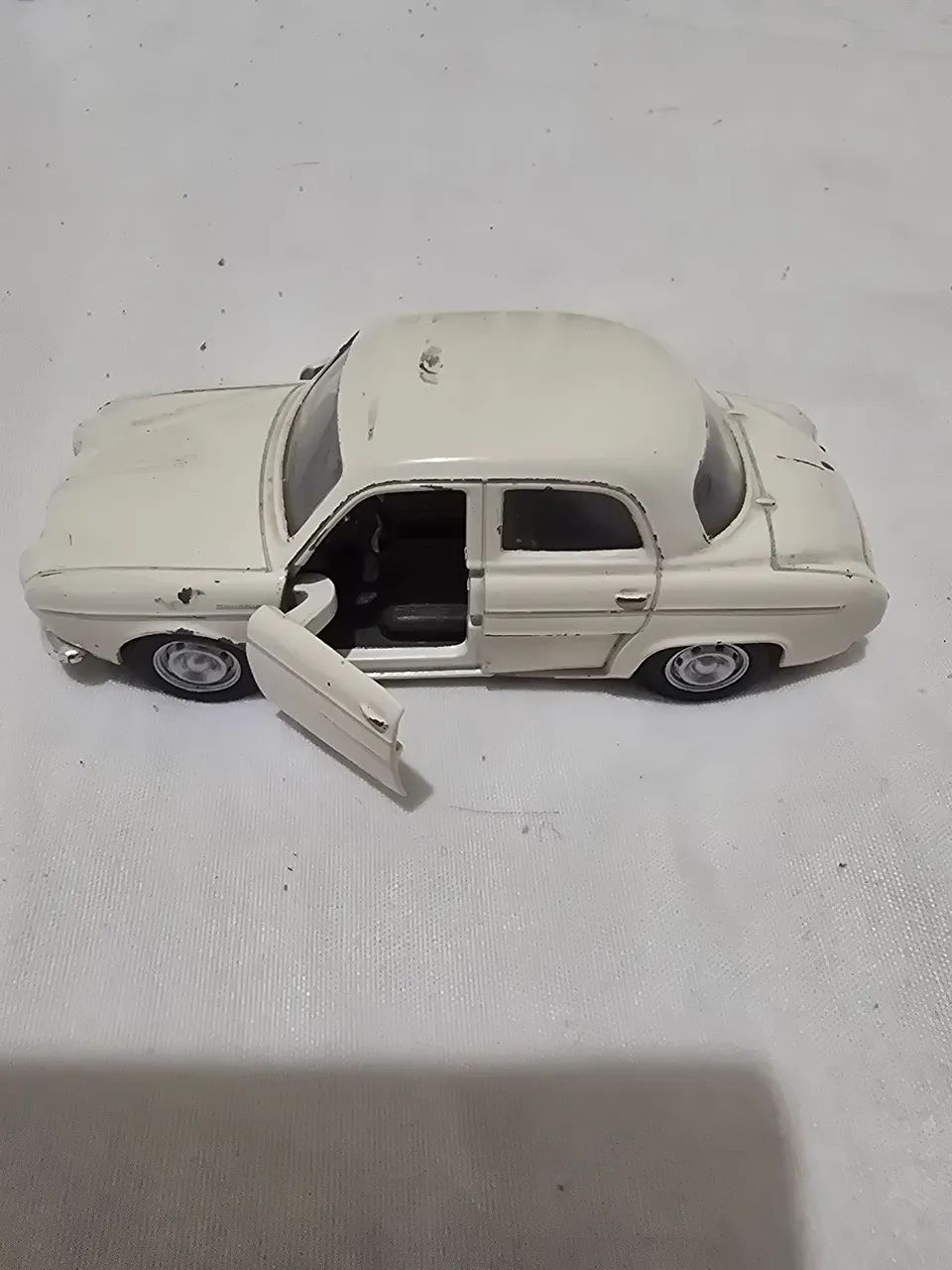 MINIATURA WILLYS DEUPHINE RENAULT - Foto 3