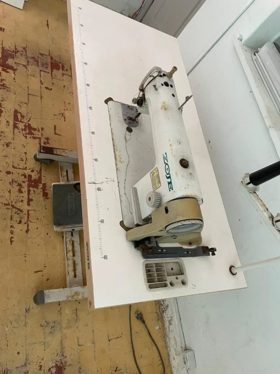 Máquina de costura reta - Foto 2