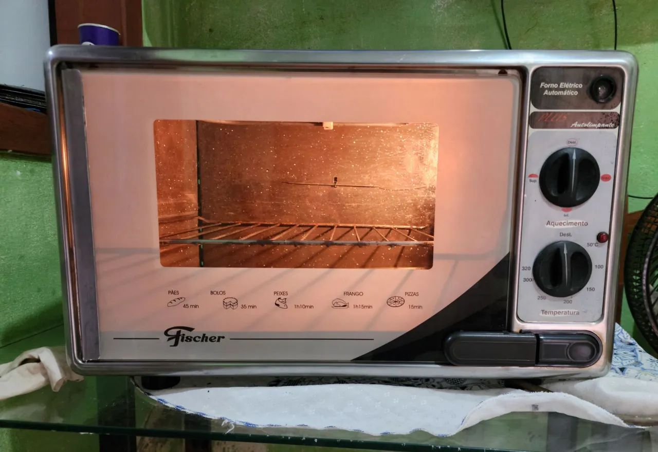 Forno elétrico fischer 44Litros 220volts funcionando perfeitamente e em bom estado 