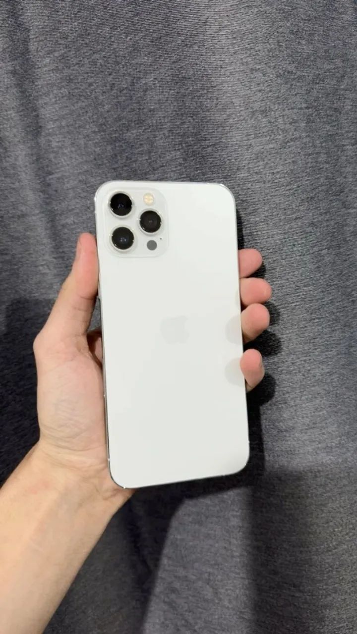 Iphone 12 Pro (Aceito troca por samsung e TV smart só com volta) - Foto 2