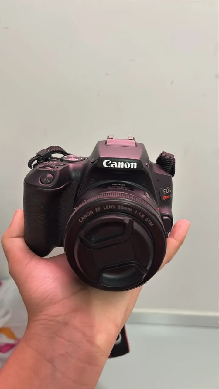 Canon EOS Rebel SL3 com Lente 50mm