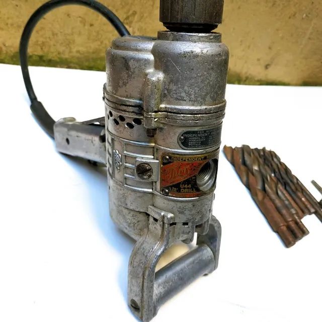 Furadeira Antiga Thor 5743 Fabricada Nos Estados Unidos - década de 1950 - (Usada) - Foto 4