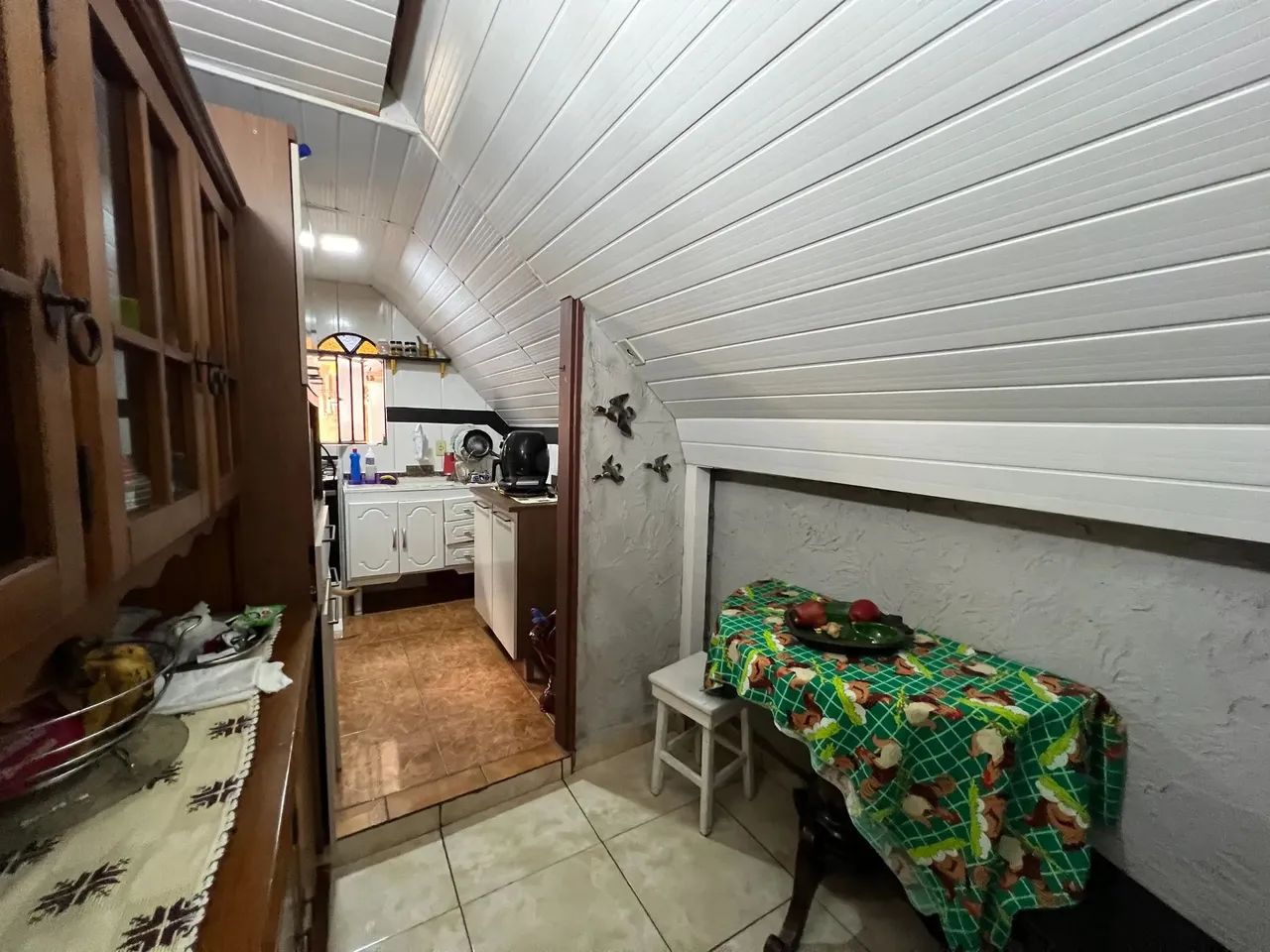 Casa com 03 quartos na Vila Amélia - Nova Friburgo - RJ - Foto 3
