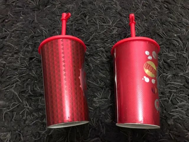 Lote 2 copos colecionaveis coca cola - Foto 3