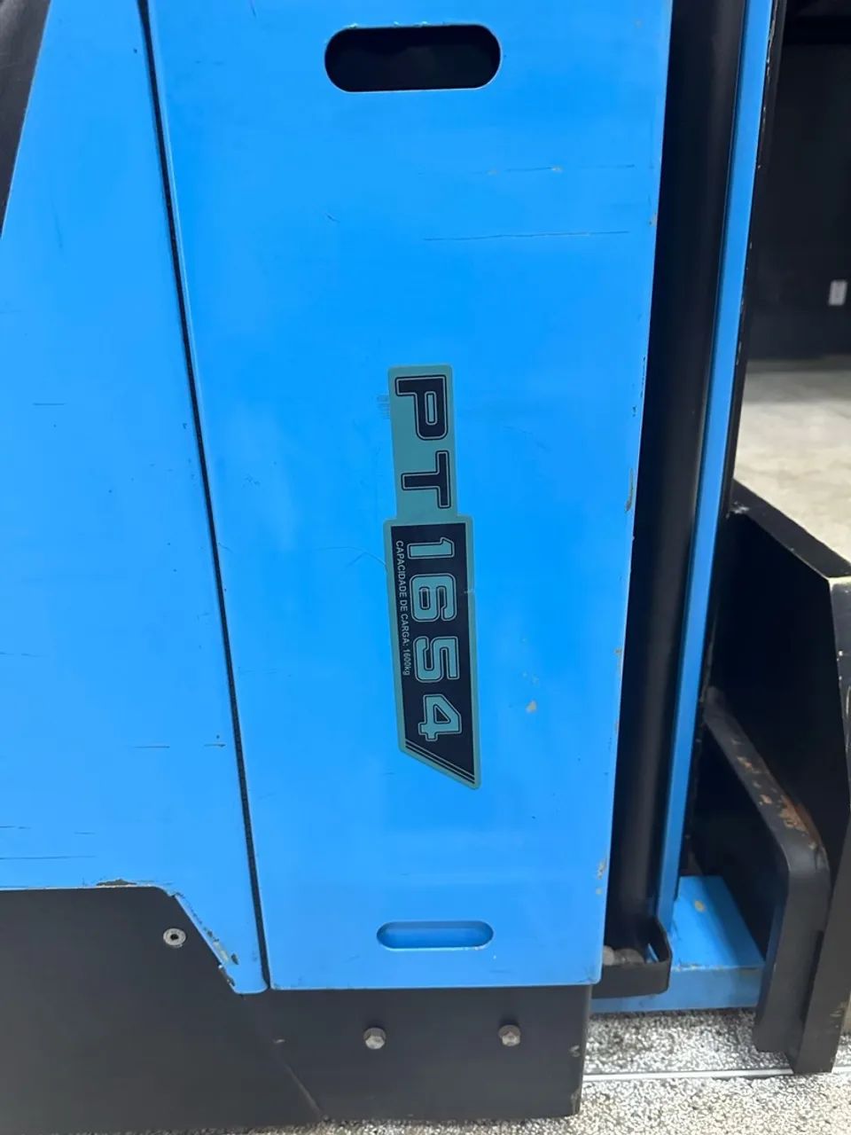 Empilhadeira elétrica Palestran PT 1654