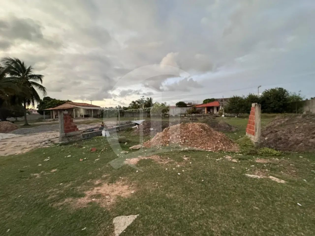 Lote à Venda 380m² Posição Leste/Norte - Foto 4