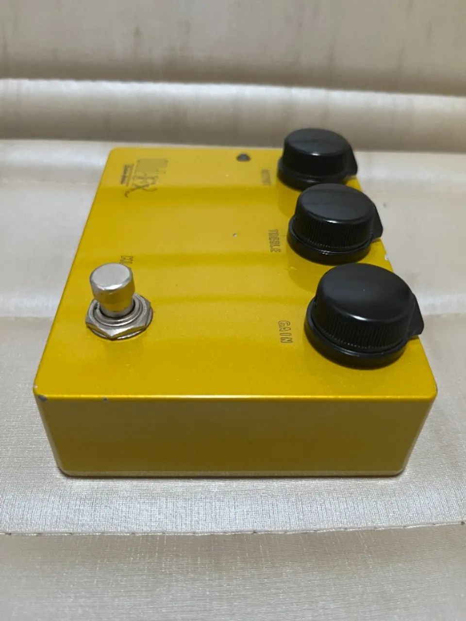 Pedal Hand Made OLD-FX Custom Pedals Klone - Versão do famoso Klon Gold - Super Conservado - Foto 4