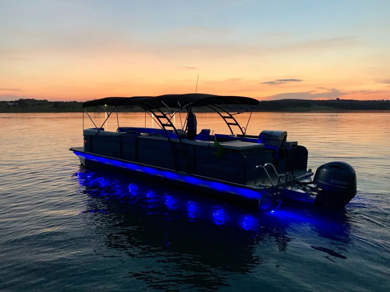 Vcat 900T Aurora - 30 pés de pura diversão!