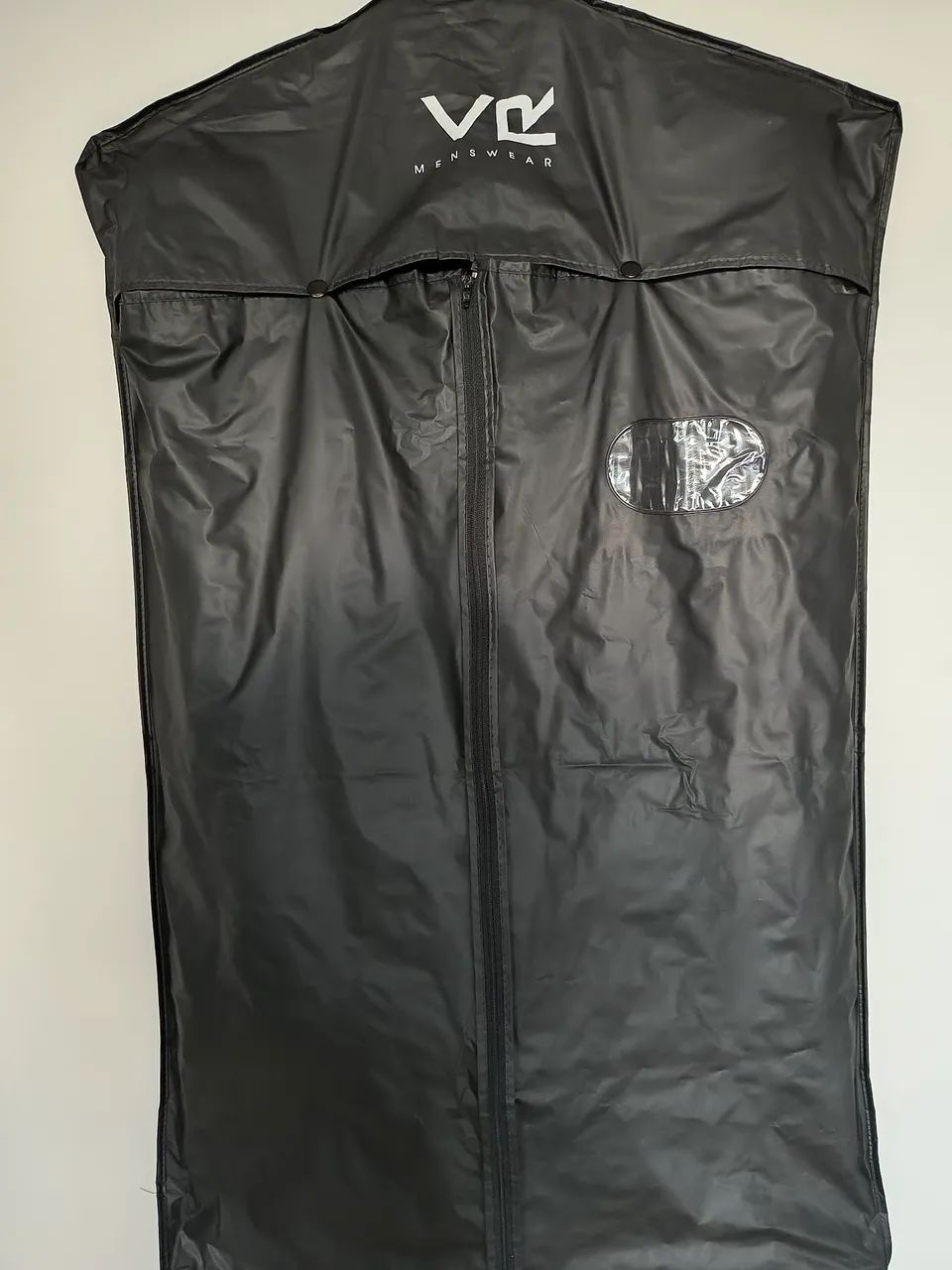 Terno VR Preto 44 (Pouco uso)