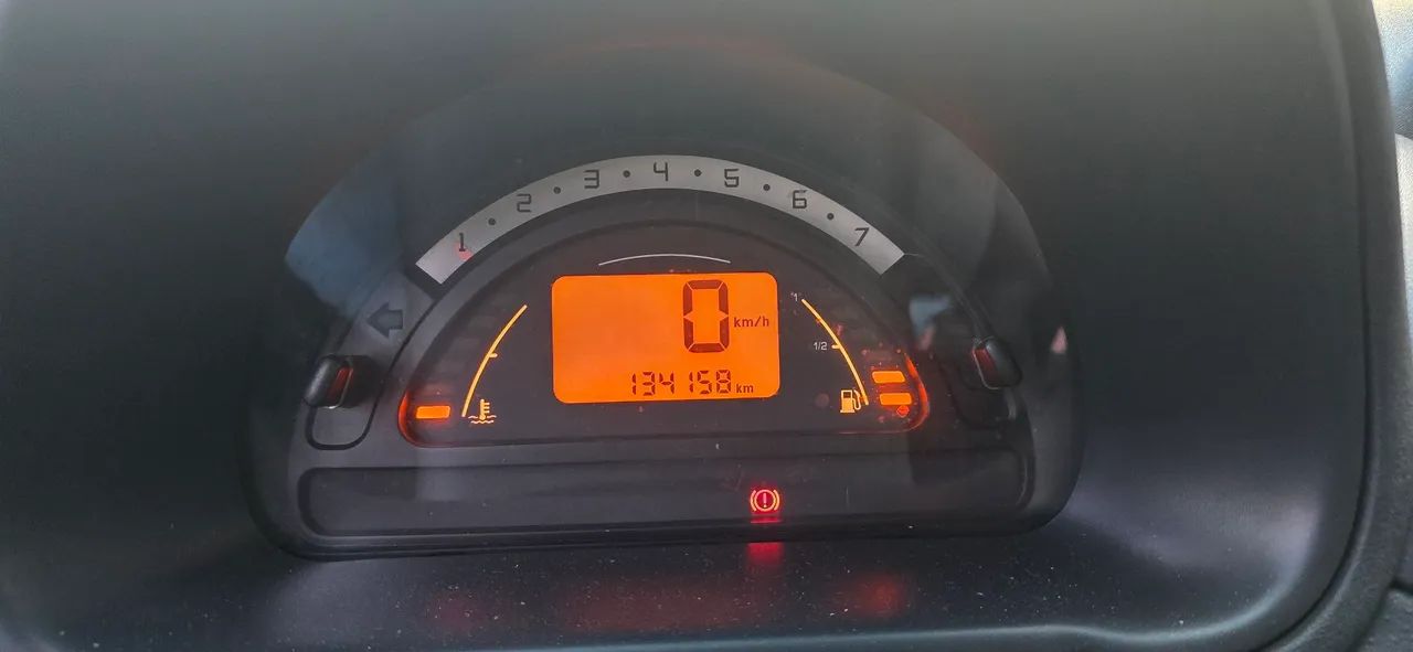 Citroën C3 Exclusive 1.4 Flex 8V - Foto 5
