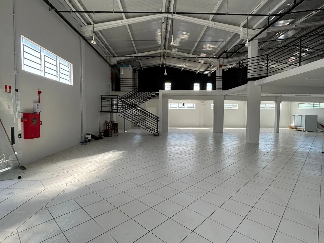 EXCELENTE LOJA COMERCIAL C/678,72m² -  R. Ottokar Doerffel, 185 Atiradores - Joinville - S - Foto 3